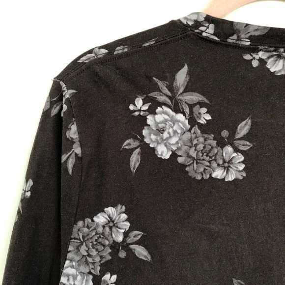 Long Sleeve Cotton Tee with Floral Design - Picture 12 of 16